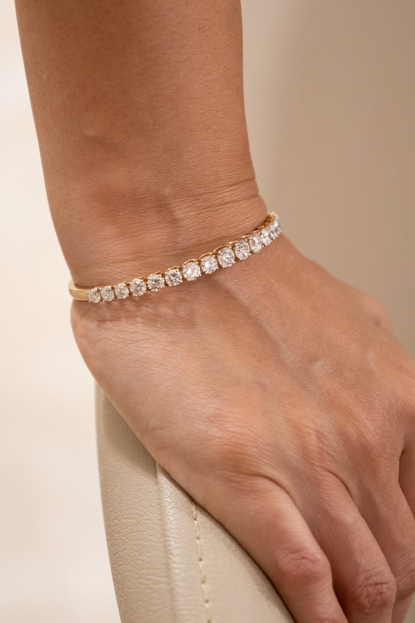 Gradual Rounds Bracelet