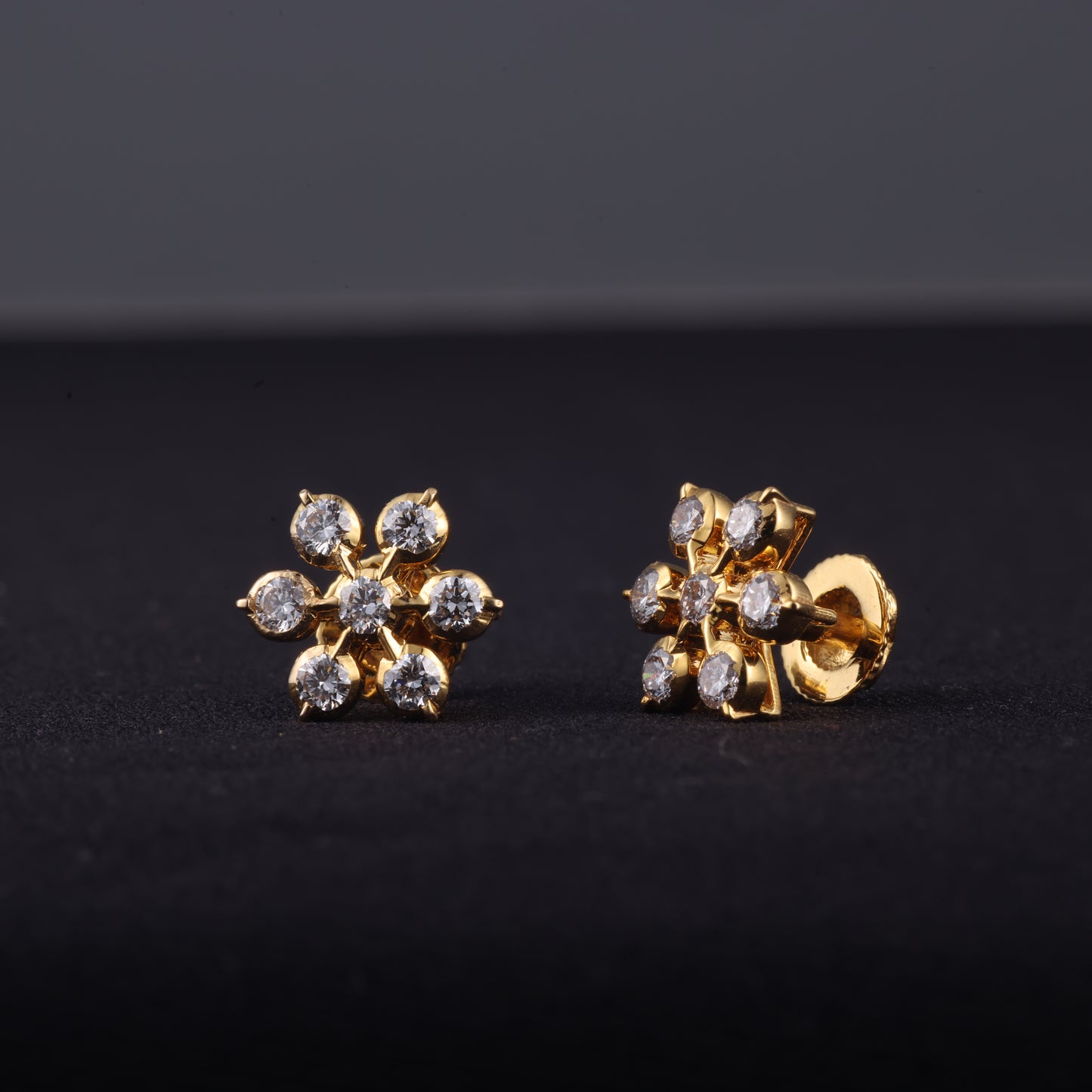 7 Diamond Traditional Earring